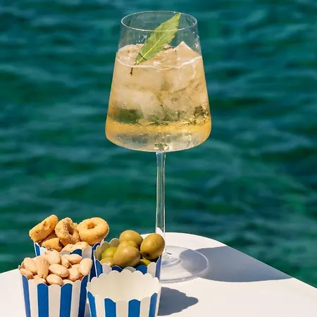 阿普罗多海水浴spa度假酒店