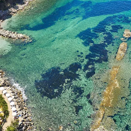 阿普罗多海水浴spa度假酒店