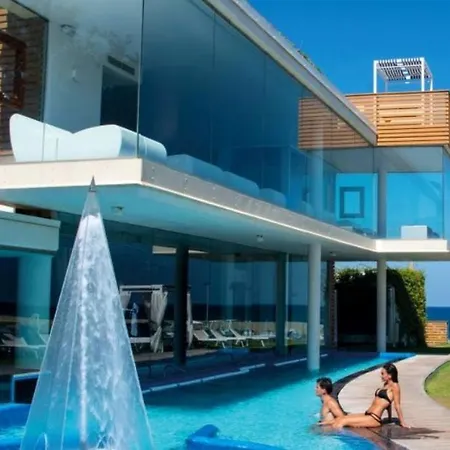 Approdo Thalasso 4* カステッラバーテ
