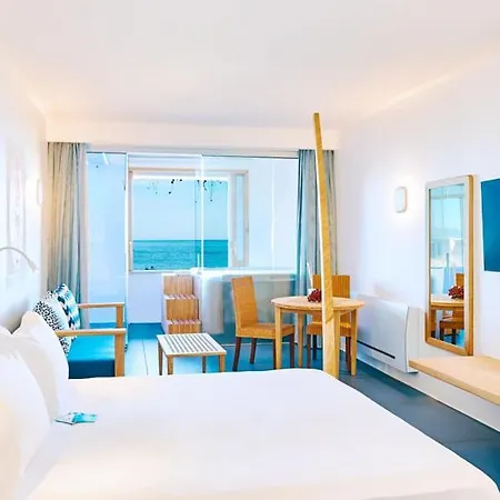 リゾート Approdo Thalasso カステッラバーテ